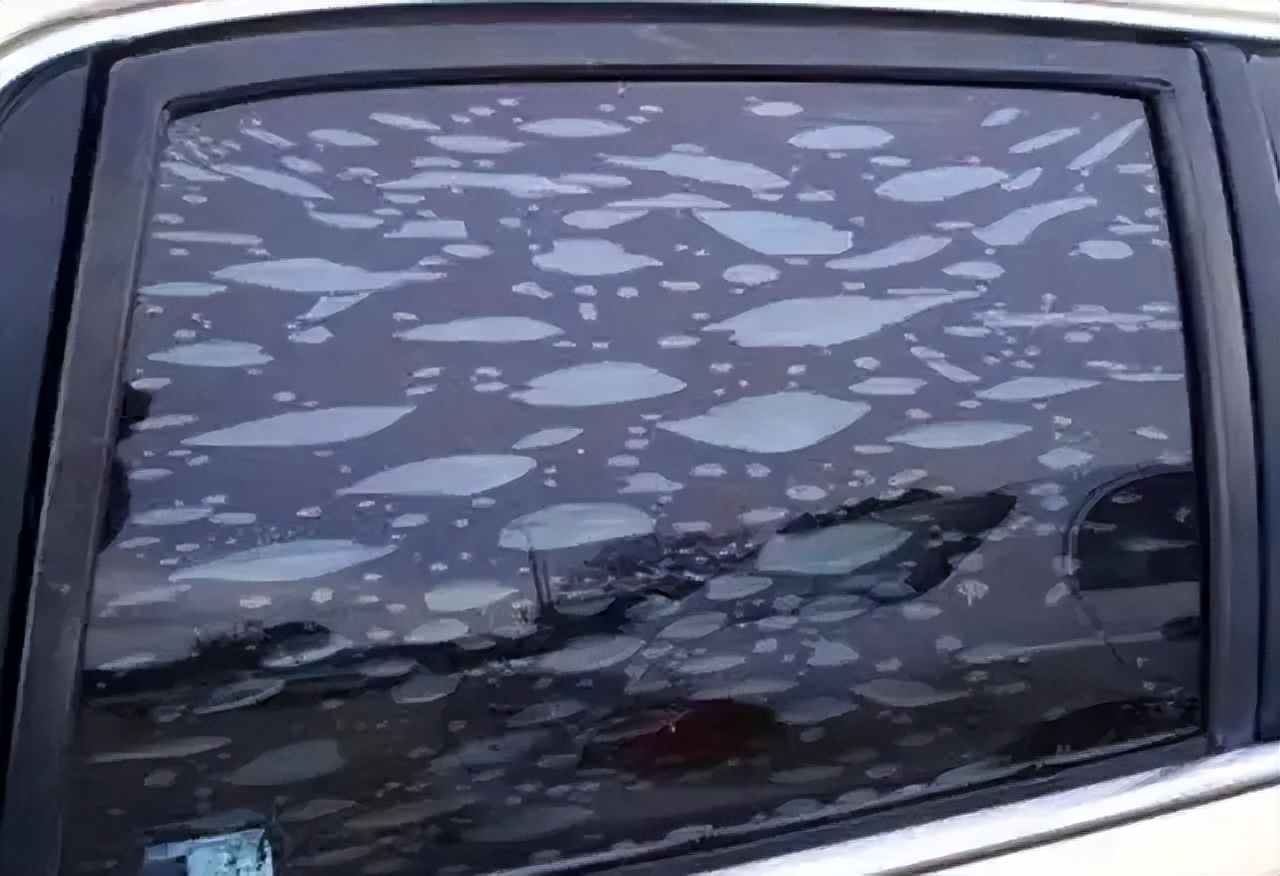 汽车贴膜久了起泡怎么处理,汽车贴膜起泡后怎么解决