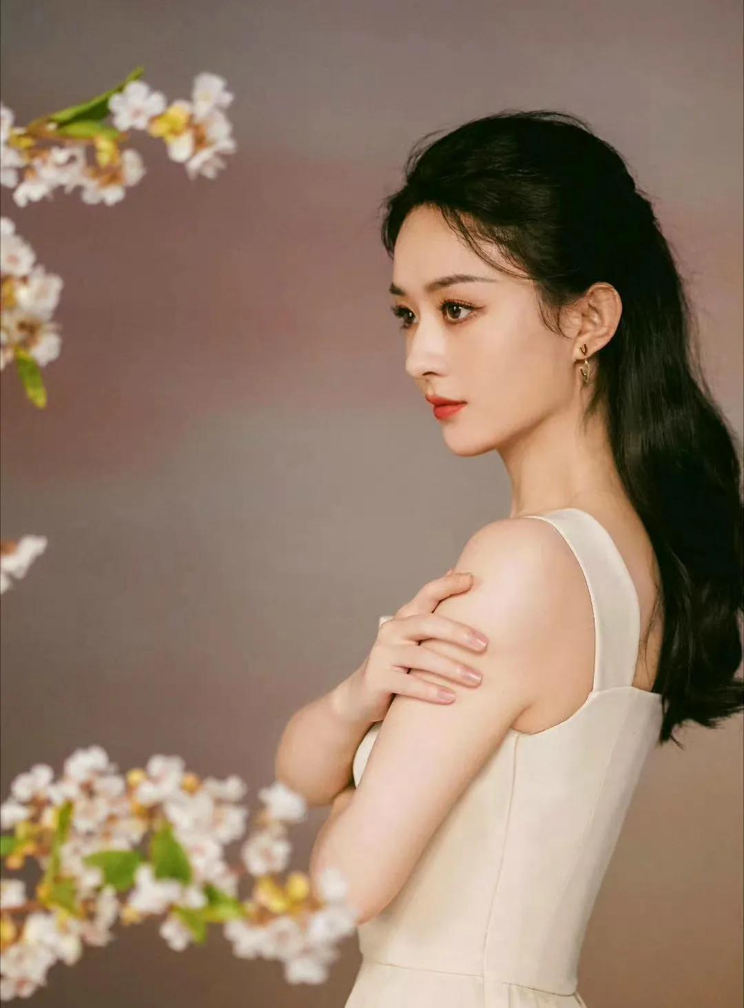 赵丽颖杨幂惊艳写真大片,魅力女神赵丽颖写真