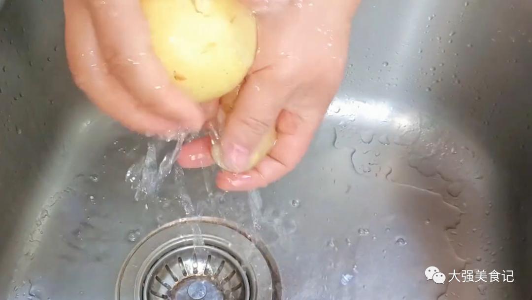 喉咙痒就咳嗽喝什么汤止咳,阳了之后干咳吃什么止咳效果最好