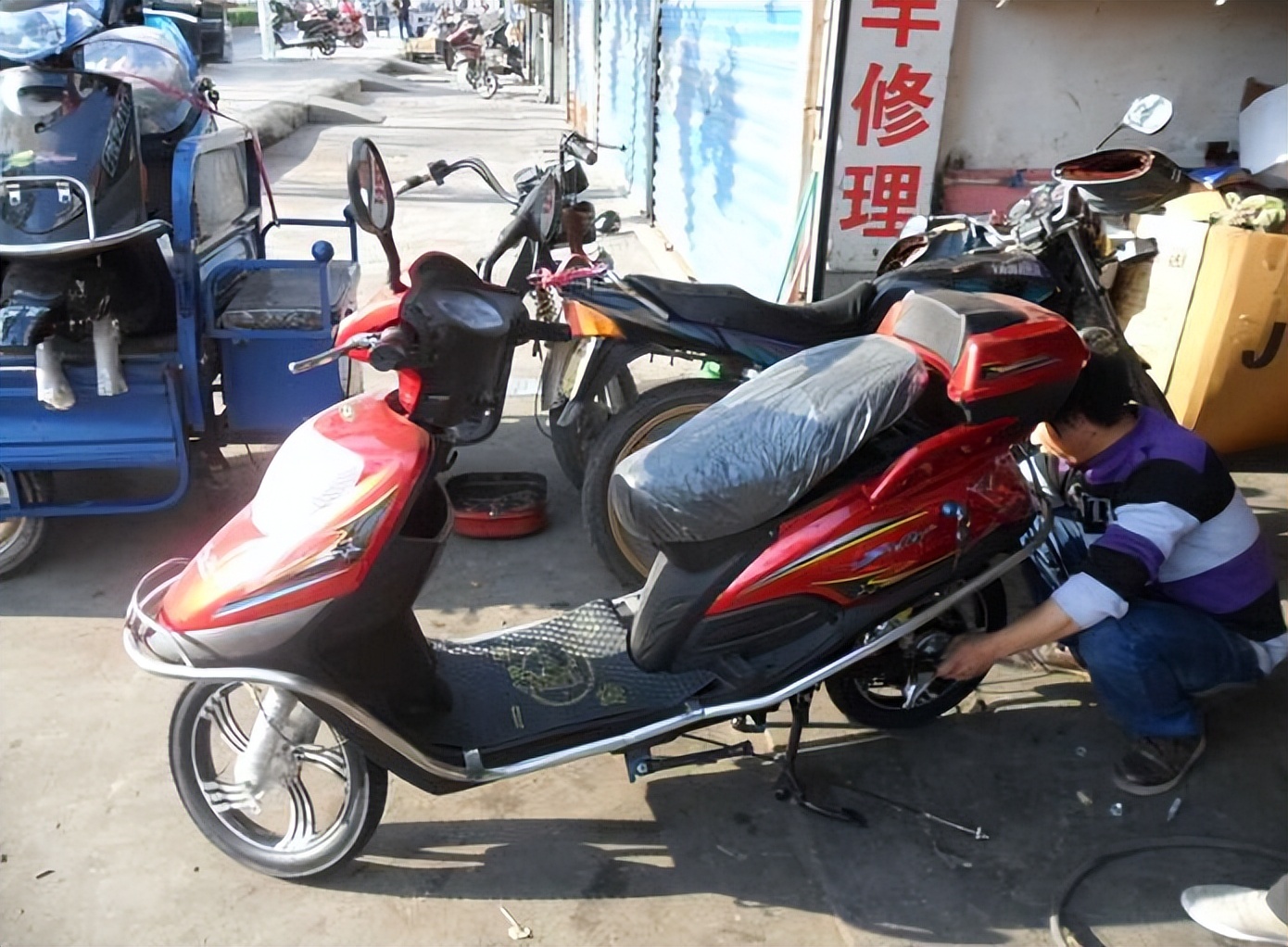 去实体店买电动车要注意什么,雅迪电动车网上买还是实体店买好