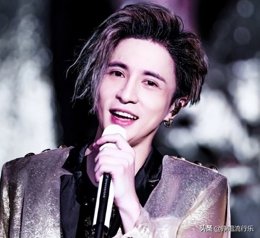 伤感歌曲你到底要我怎样,爱而不得还舍不得放手