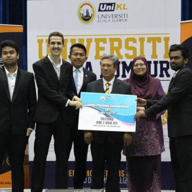 马来亚大学2023硕博招生简章,马来亚大学读硕读博各专业学费