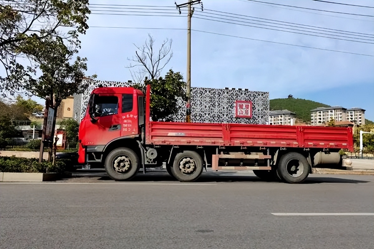 一次暖心的救援服务，让陈季坤从此认准了东风天锦|卡车之友网