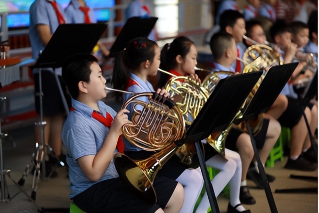 看西安校园华美蝶变：一所临近百年的“墙”中老校