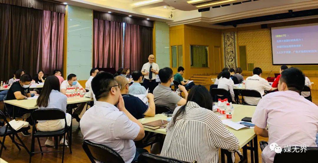 深度l疫情常态化，中国户外广告传媒公司还怎么活下去？路在何方