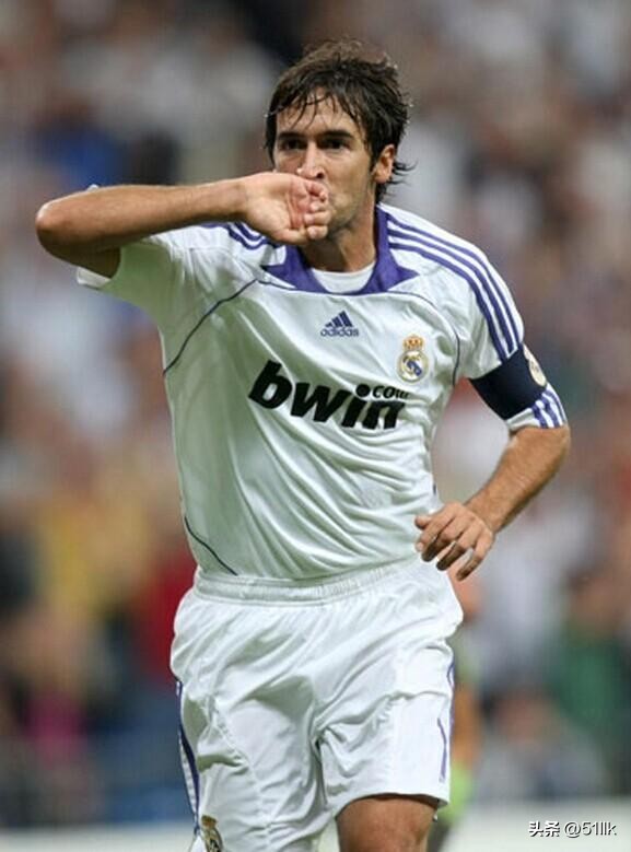 足坛明星老了和年轻时对比,足坛十大明星