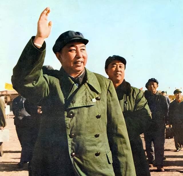 毛主席遗体至今栩栩如生，毛主席遗体保护组揭秘：不止是药物作用