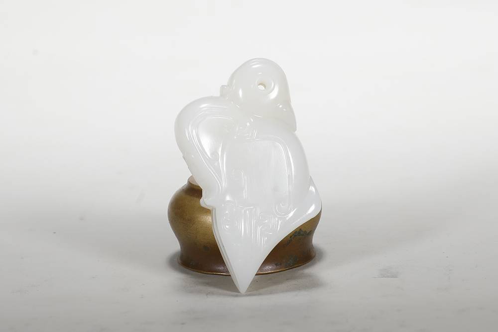 苏然玉雕的作品值得收藏么,王平和苏然哪个玉雕大师名气更大