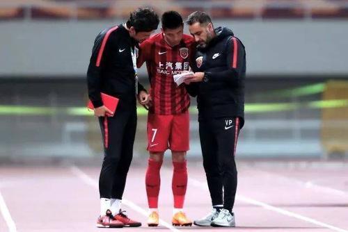 谢晖担任大连人主教练,谢晖什么时候开始执教大连