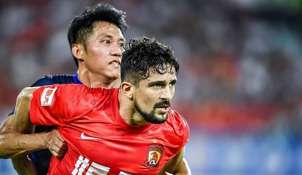 崔康熙和李铁谁是归化之父,中国足协有意崔康熙