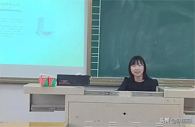 固始县高级中学举办2022—2023学年新教材培训