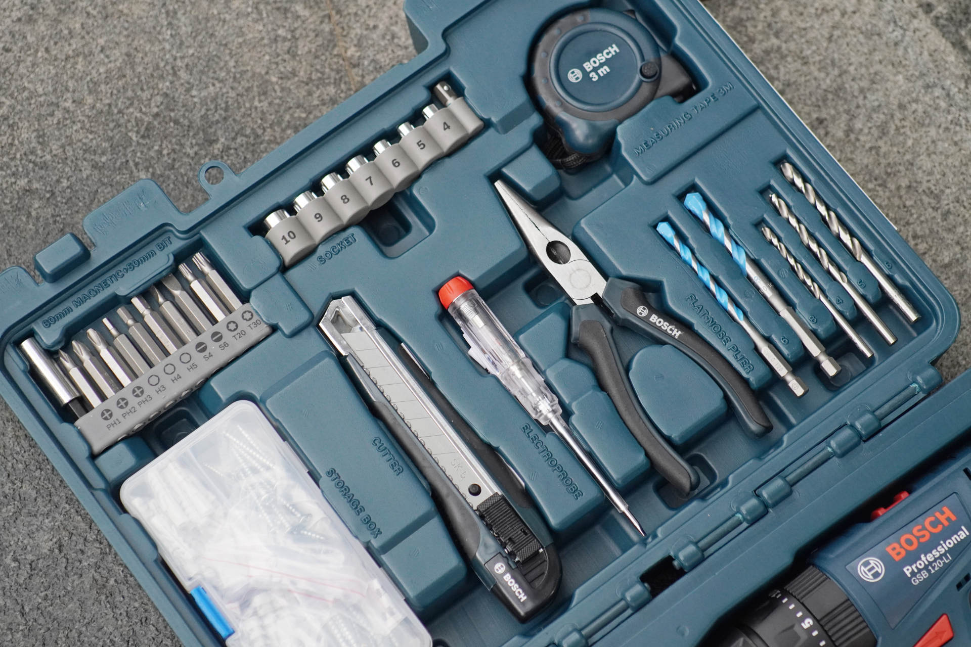 博世冲击钻安装钻头的方法,博世锂电冲击钻如何拆