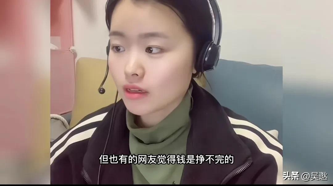 95后女孩外出打两份工,95后女生打四份工全年无休抖音
