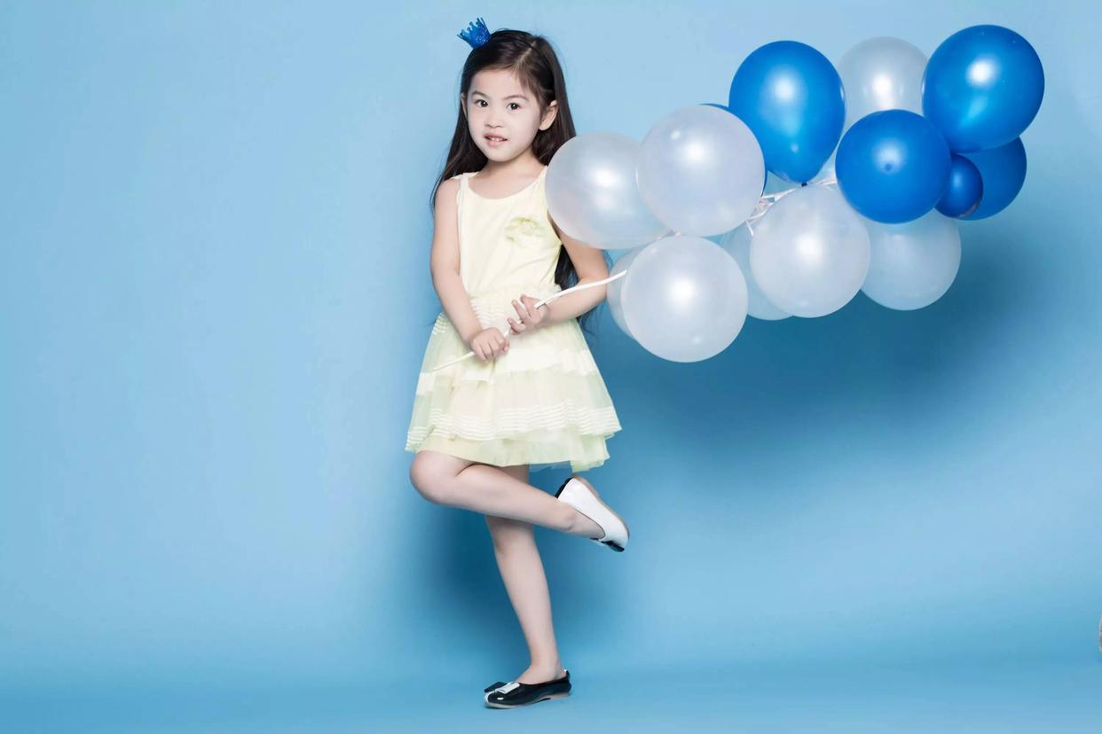 童模吃药整容关节打封闭针,童模的真实原因