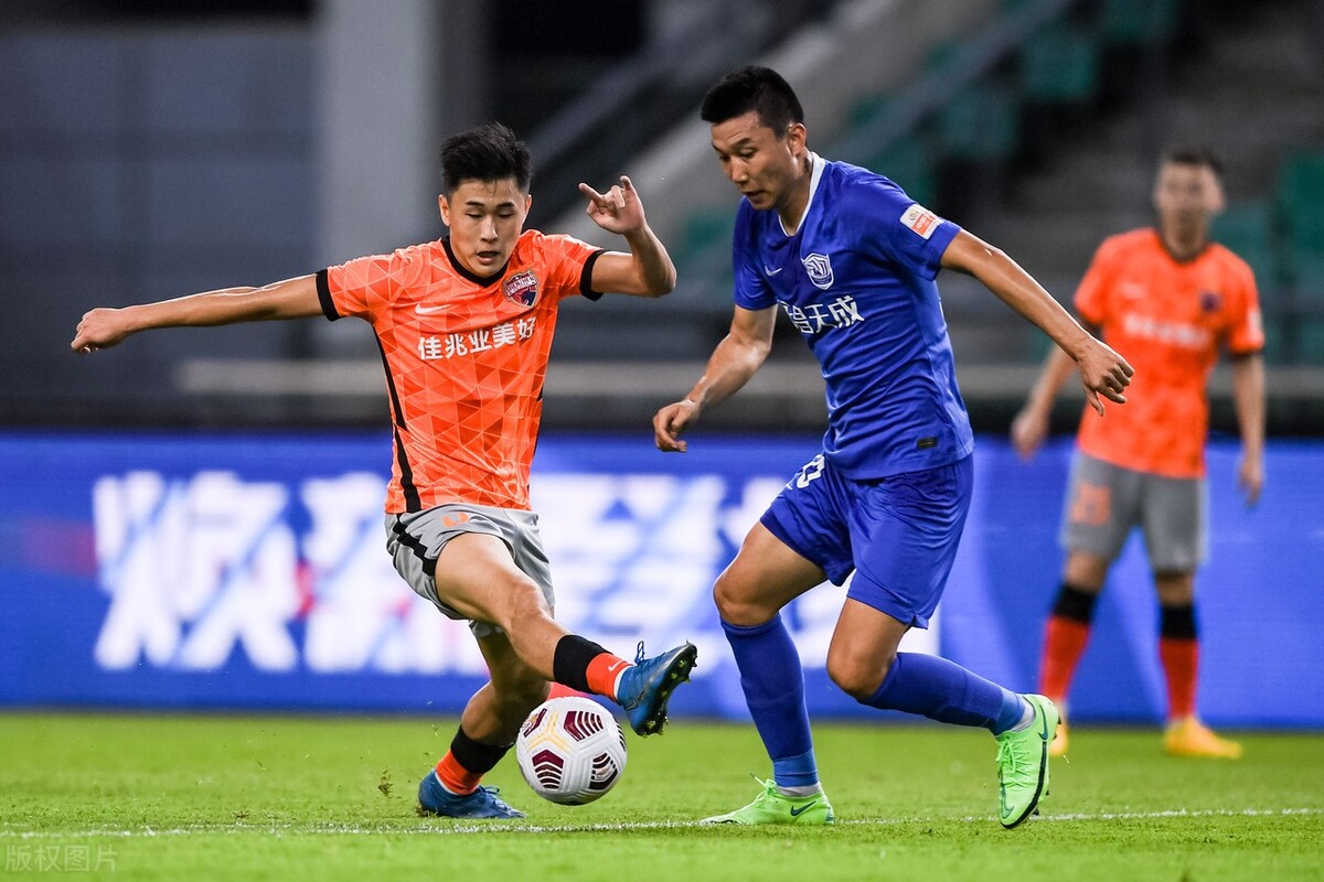 深圳队宣布李章洙下课,足球之夜李章洙告别青岛