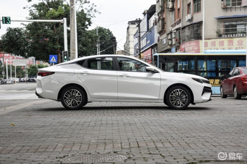 比亚迪宋plusdm-i51版本实测情况,比亚迪宋plusdmi冠军版上市