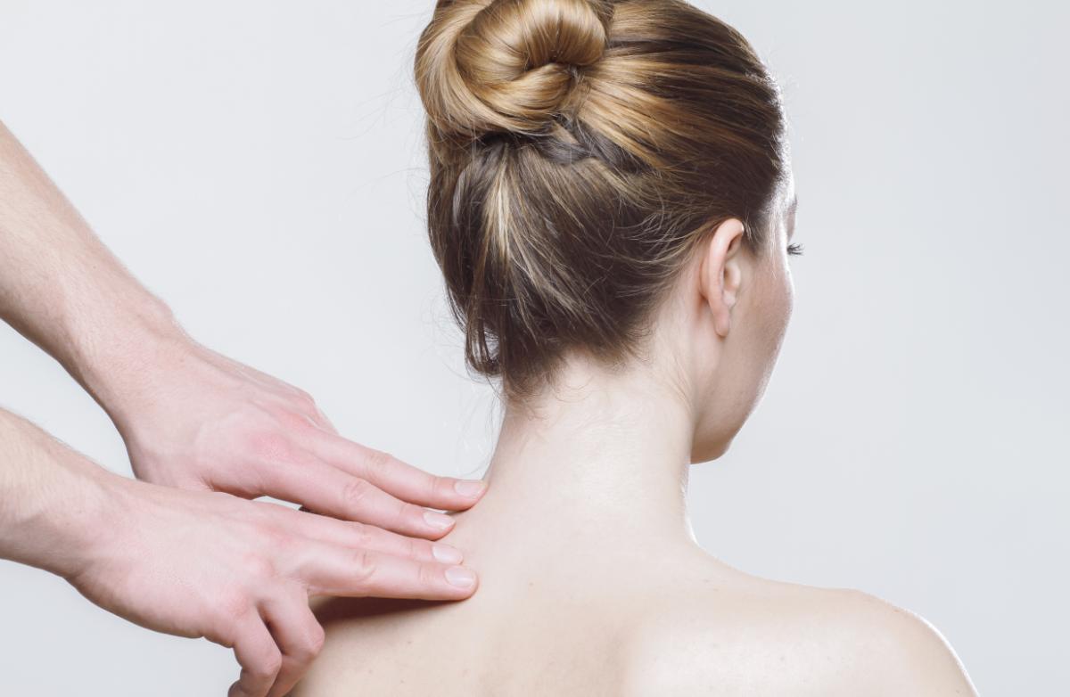 夫妻亲吻要注意什么,夫妻接吻要注意什么