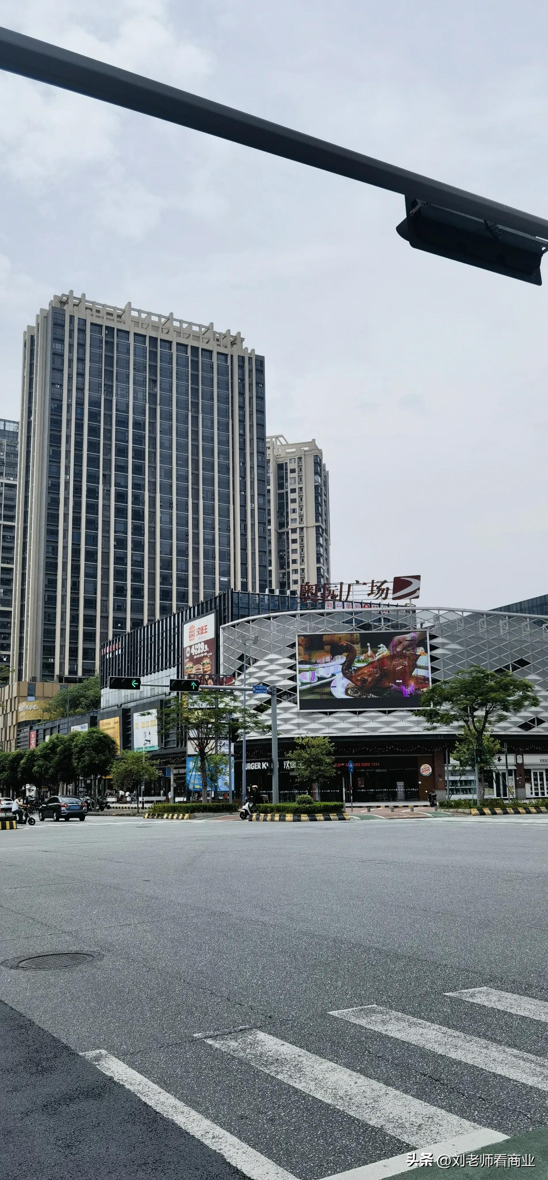 长华汇奥特莱斯,佛山长华汇奥特莱斯开业