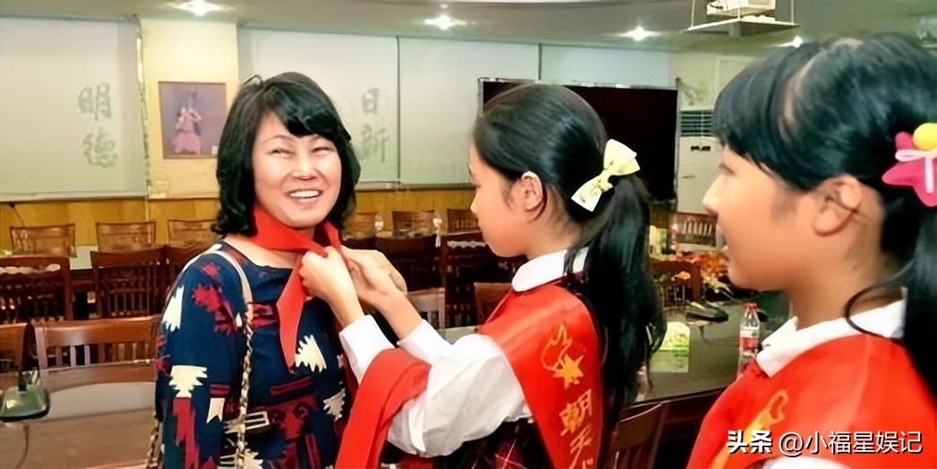 跳水女皇退役,刚宣布退役的跳水女运动员