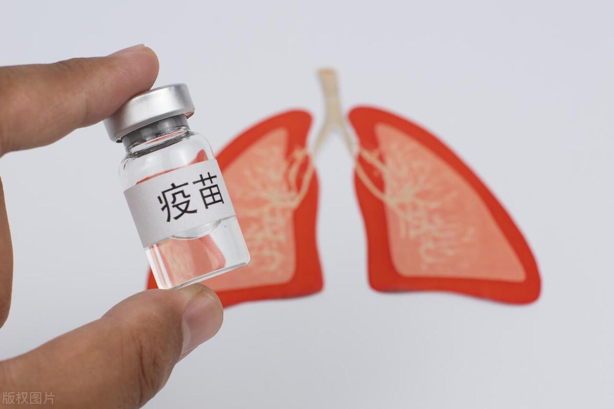 老公肺癌晚期，前天亲吻时，我突然嘴里咸咸的，老公吐痰了？