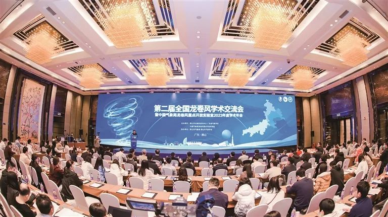 “追风擒龙”技能拉满！中国气象局龙卷风重点开放实验室来了！