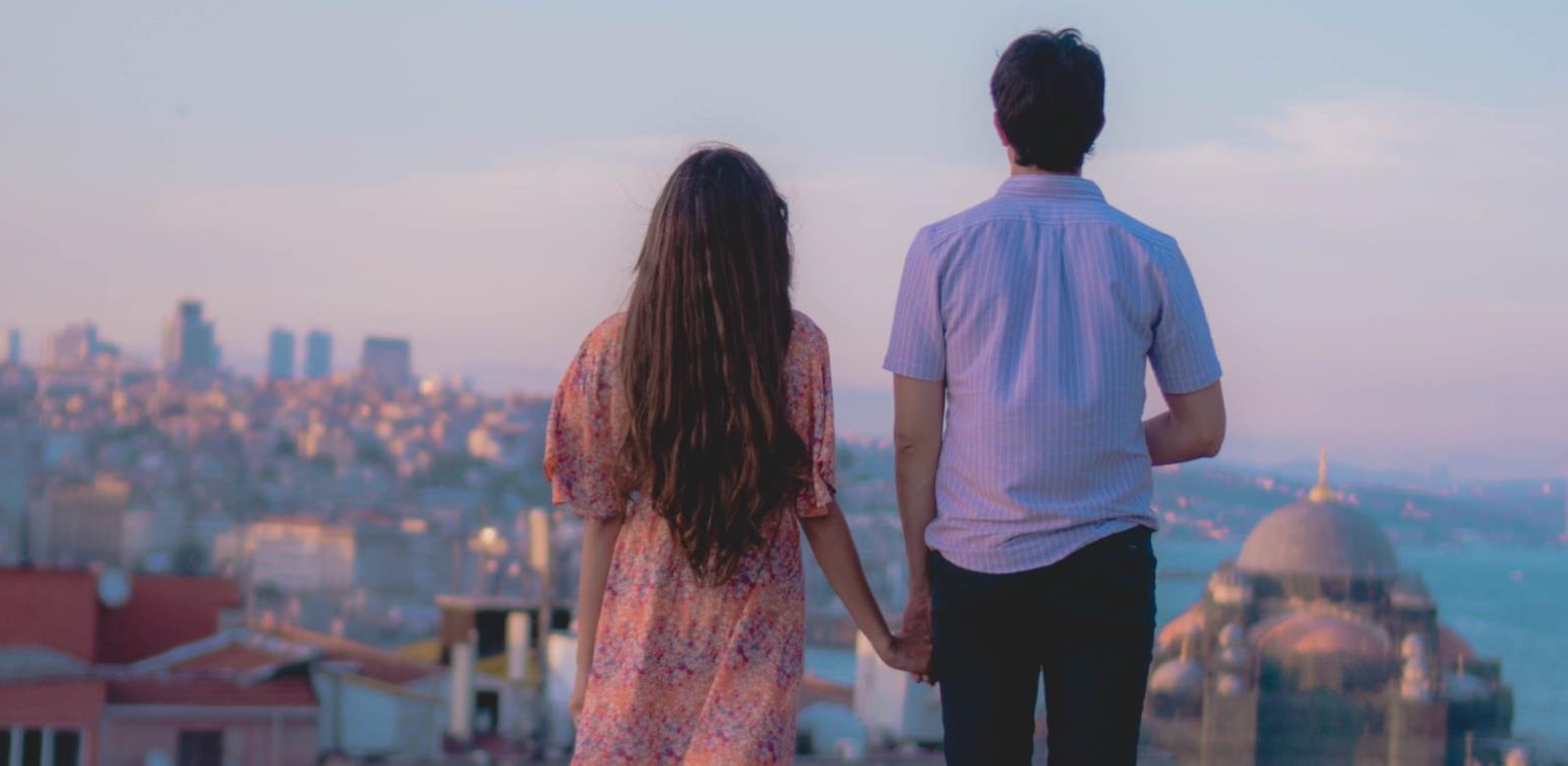 为你花钱的男人不一定爱你下一句,男人爱不爱你看他肯不肯为你花钱