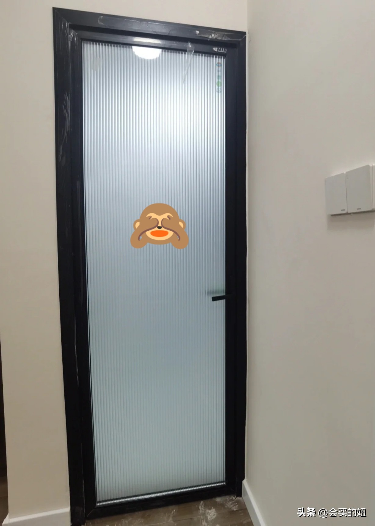 长虹玻璃门注意事项,长虹隔断玻璃门避免踩坑