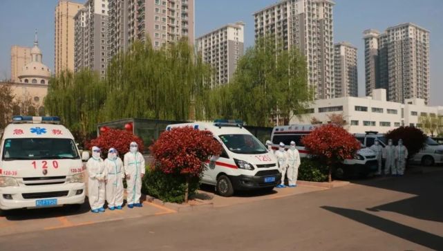 面对肆意蔓延的疫情,面对疫情持续蔓延的严峻形势