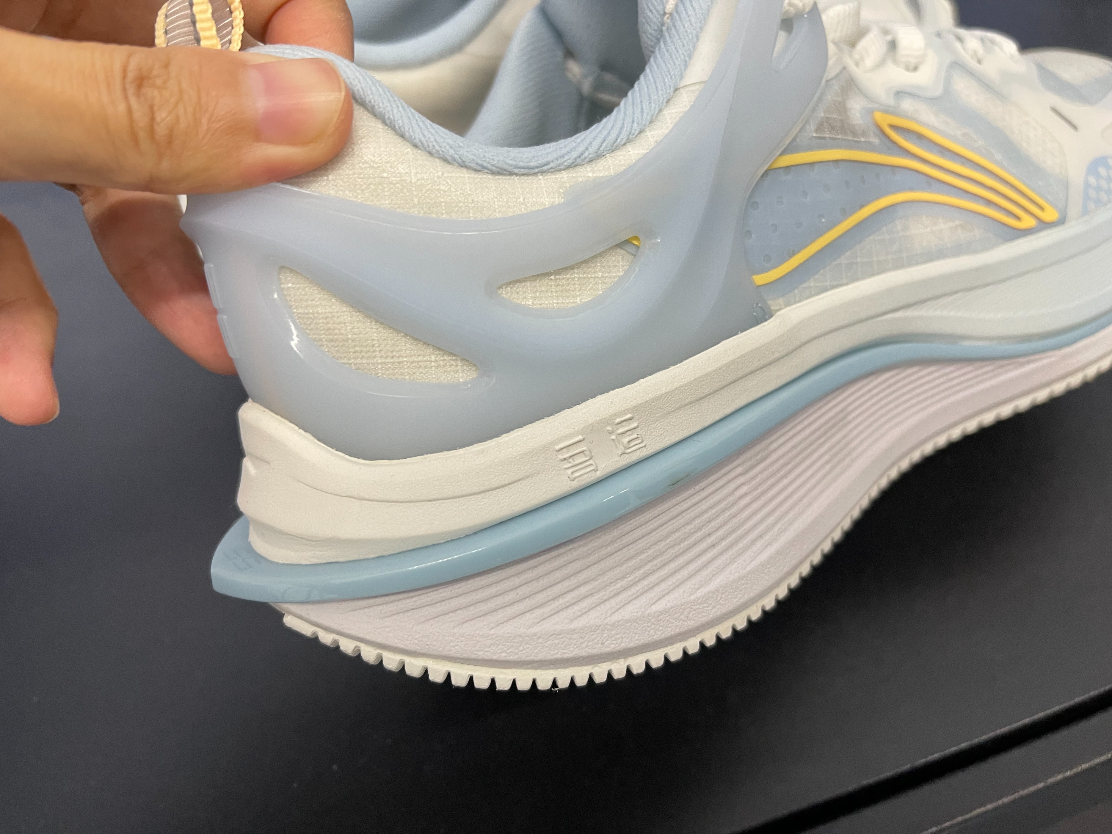 吾适lite2.0是什么中底,吾适lite2.0真实测评