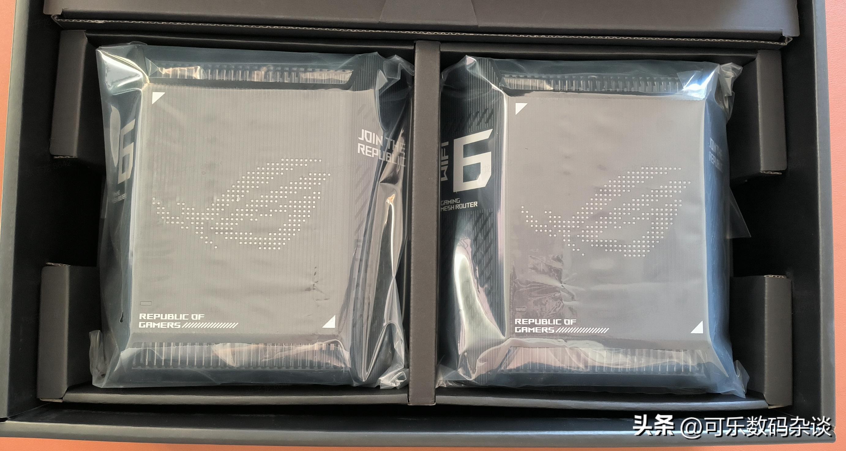 华硕路由器rog魔方开箱,华硕rog魔方三频万兆测评