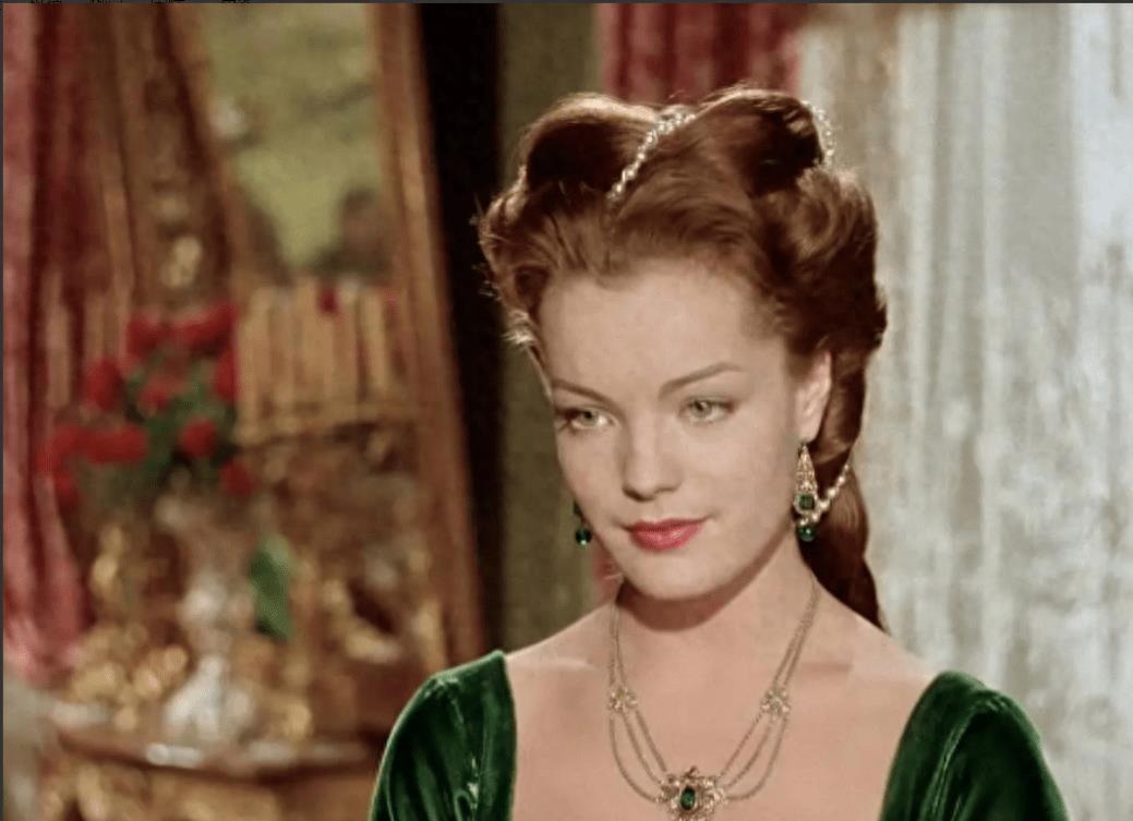 历史上的茜茜公主：比电影中的更漂亮，她是童话中美丽的皇后