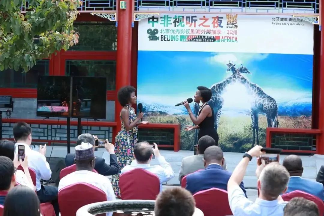 浜僵褰辫鑺辩诞,浜僵褰辫