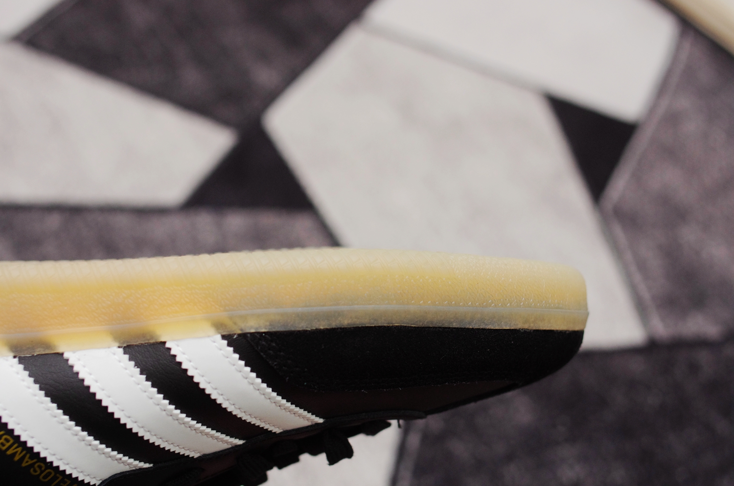 阿迪达斯单车,阿迪公路慢跑鞋