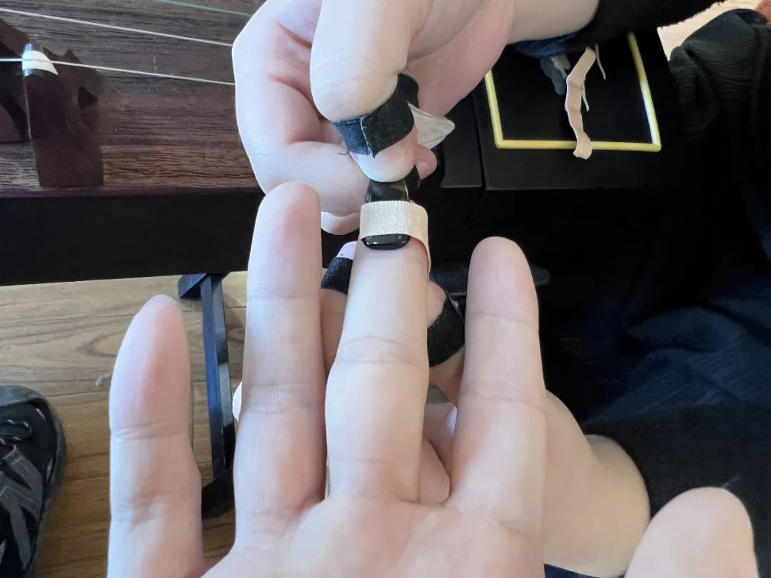 希望自己成为一个音乐人,成为一个音乐人