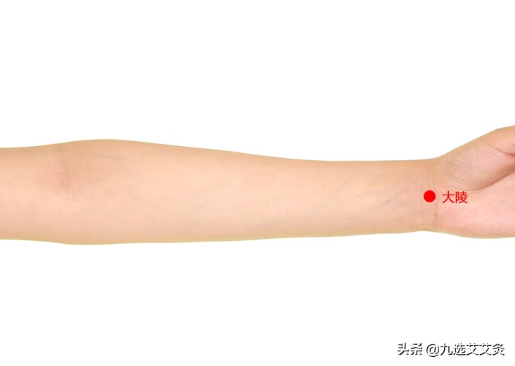 艾灸大陵穴治疗失眠,艾灸大脚趾哪个穴位治失眠