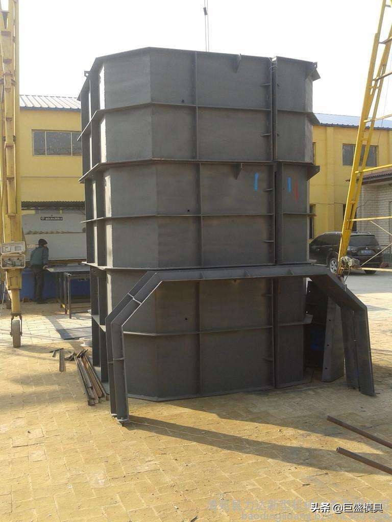 雨污水检查井模具尺寸,污水检查井钢模具怎么选