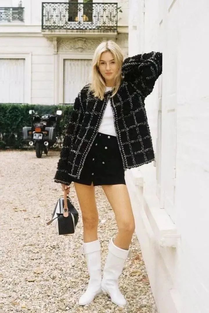 为什么小香风外套穿了显得很驼背,为什么你穿小香风廉价又土气