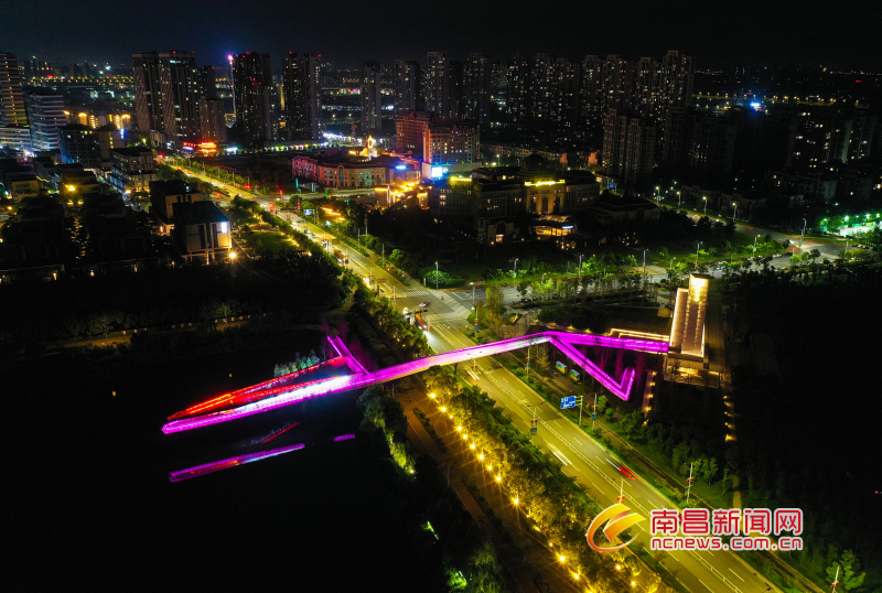 吹江风看江景放飞心情,吹江风看江景赏美食