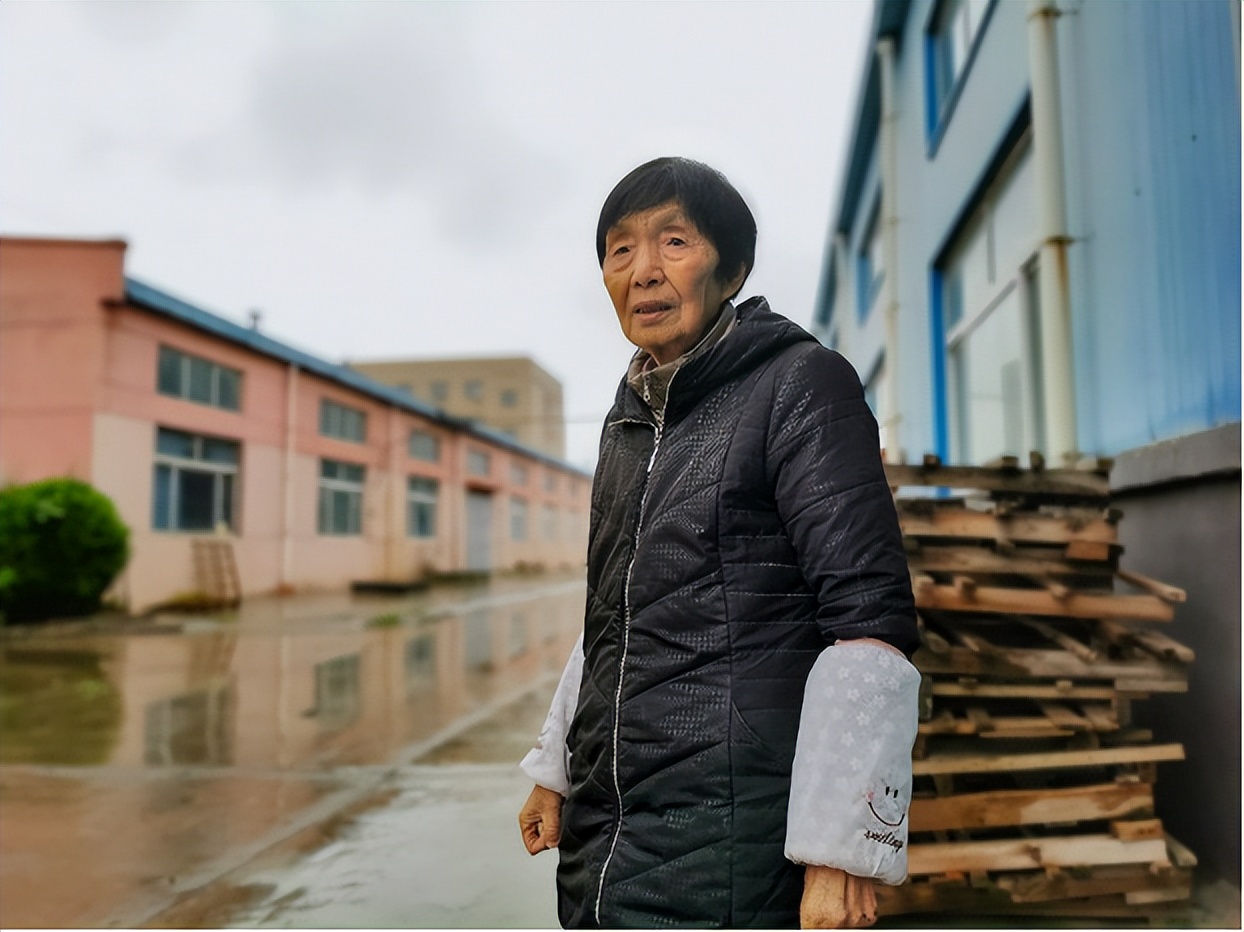 80后打工人创业历程,83岁职场打工人退体后创业