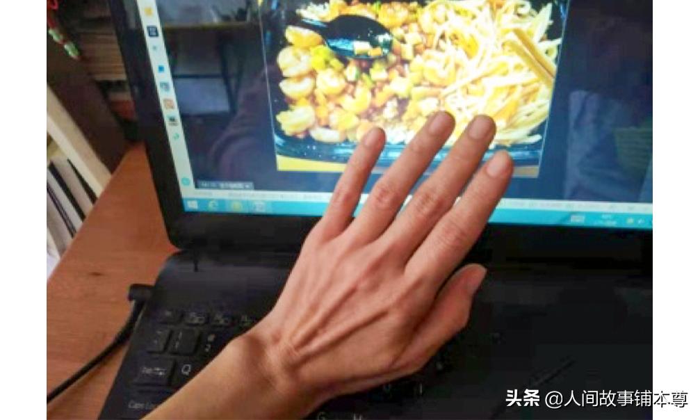 厌食症女孩吃饼干,女孩厌食症只吃零食