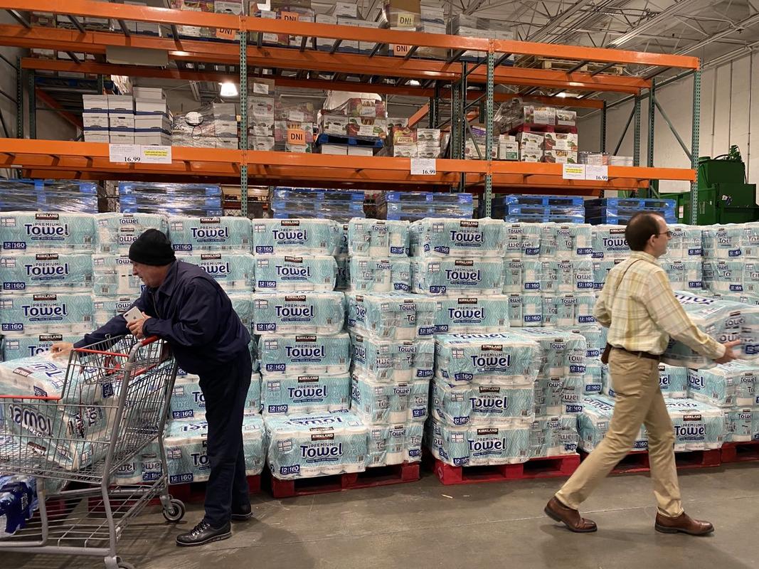 为什么国外疫情人们喜欢囤卫生纸,国外发生灾难为什么要囤卫生纸