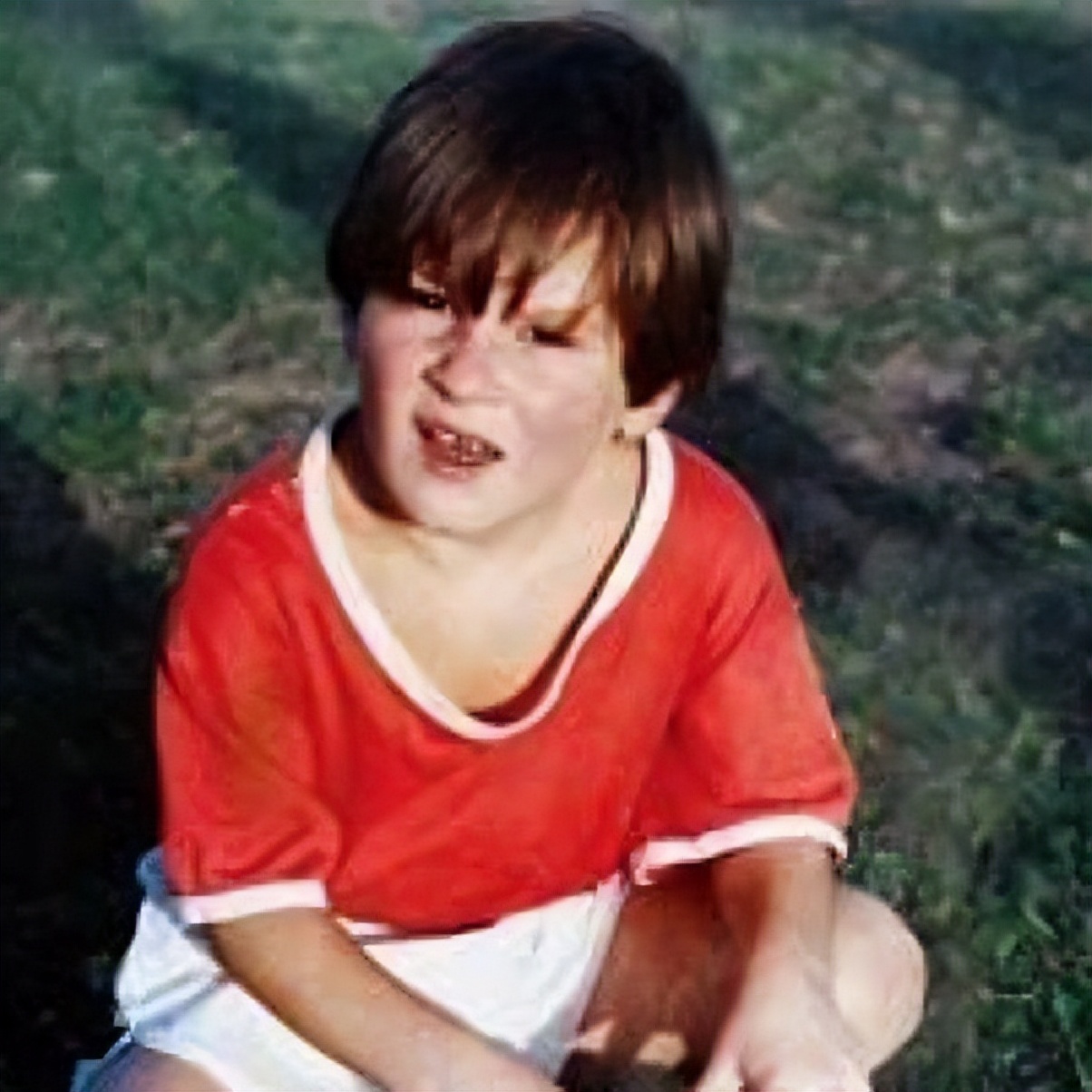 莱昂内尔梅西踢法集锦,莱昂内尔梅西还是里奥梅西