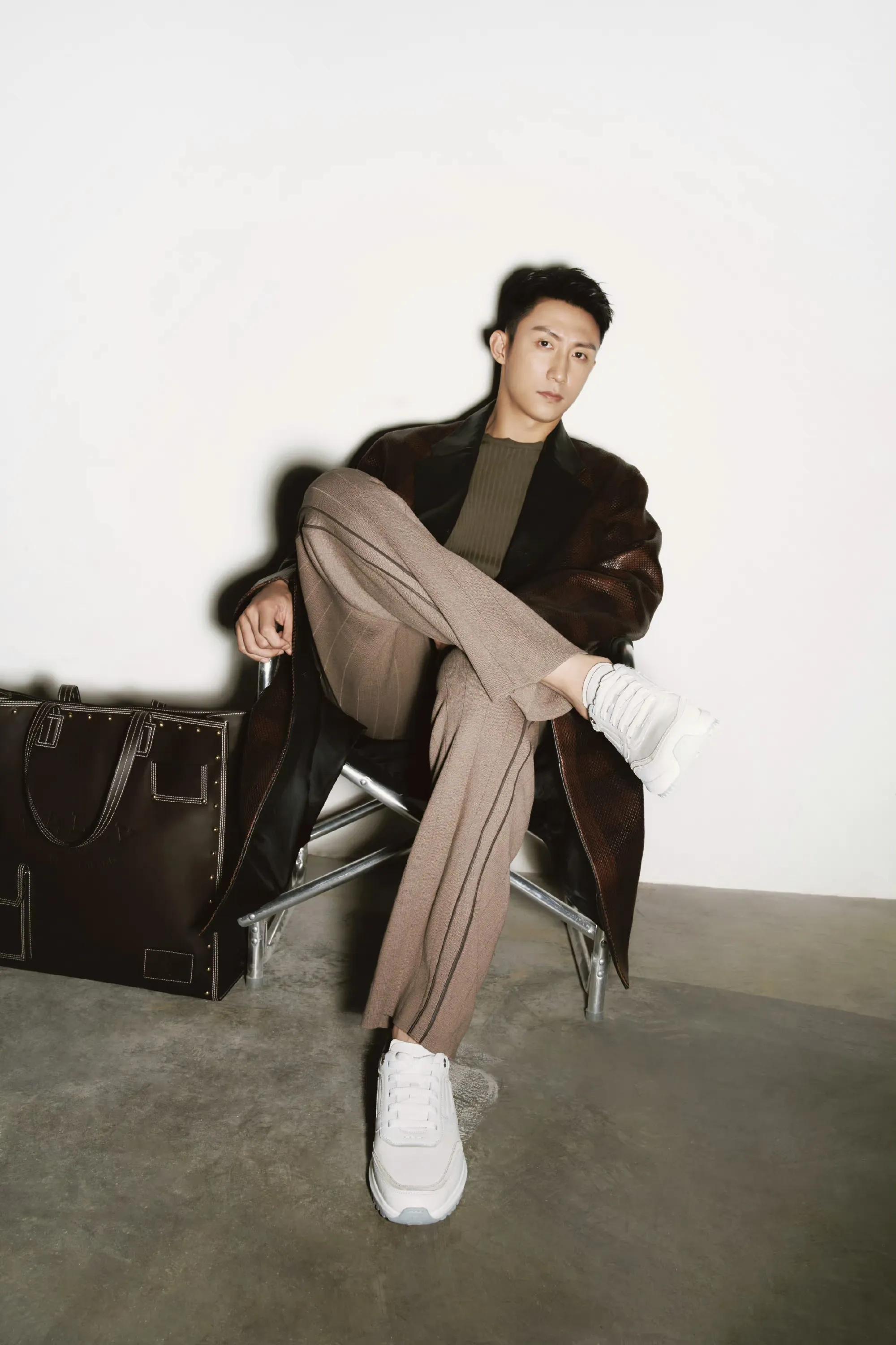 bally春夏新款outline小飞鞋,bally推出2022七夕限定系列