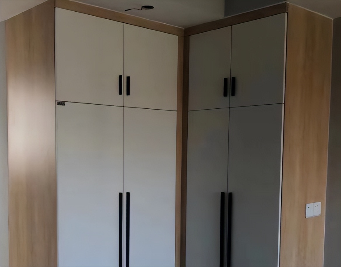 定制柜门vs木工做柜门,柜门如何定制最划算