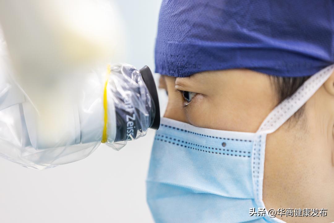 西北首台术中核磁共振登场！术中“核*器武**”精准制导切除多部位颅内肿瘤