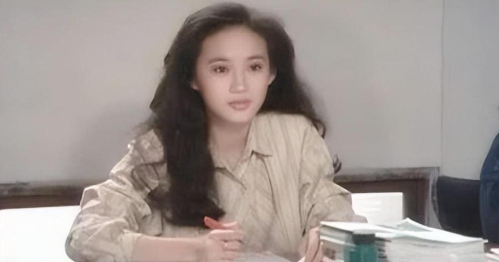 桑妮的20岁照片,桑妮颜值巅峰出家