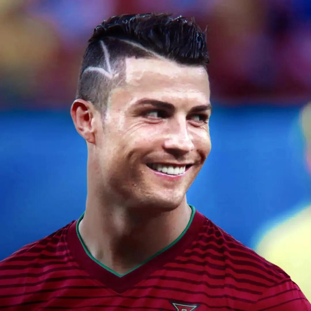 葡萄牙历届欧洲杯c罗进球,葡萄牙上一场帽子戏法