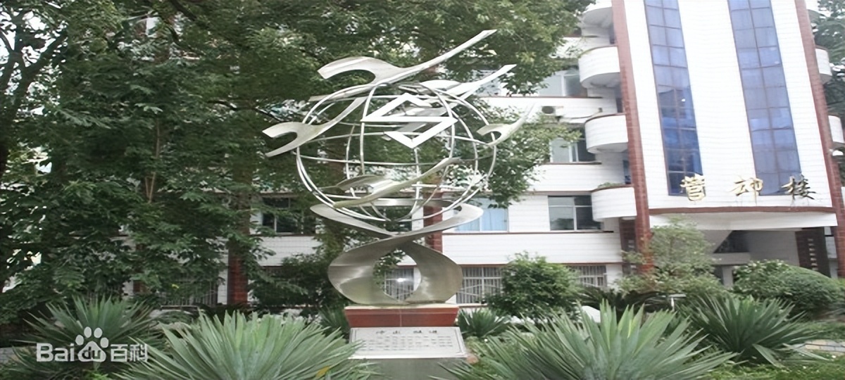 重庆江津八中在什么地方,江津八中学校在什么位置