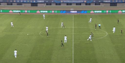 腾讯体育免费直播大连人VS申花！36岁的小闯PK杨旭吕鹏拦截于汉超