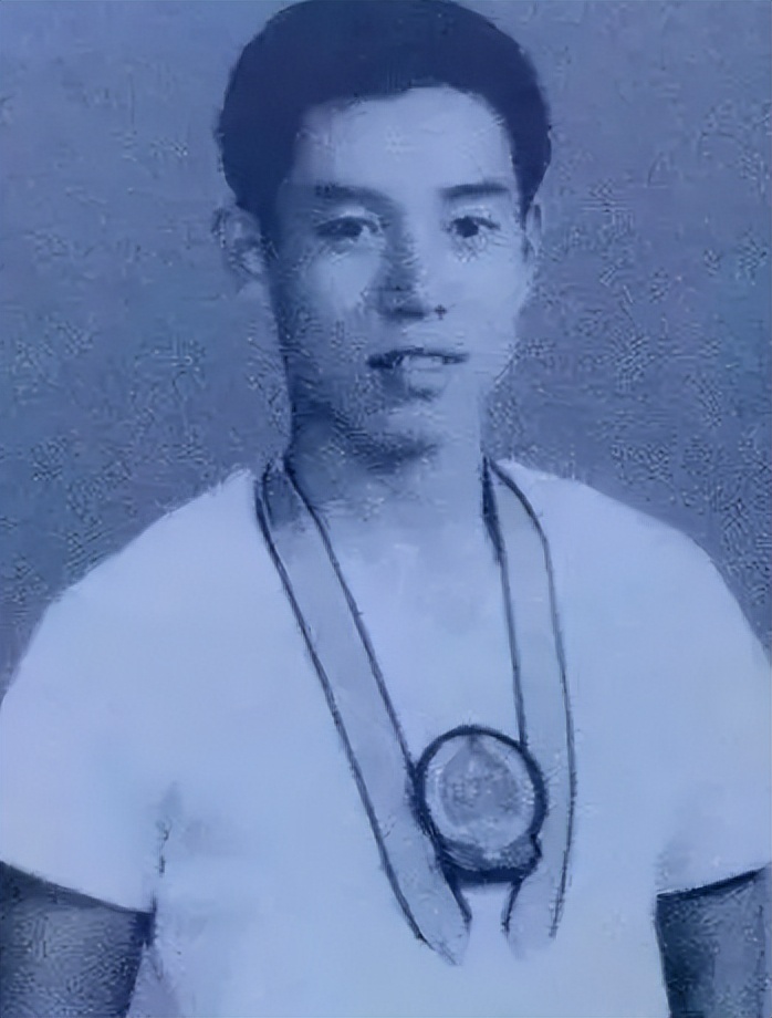 相声于根伟,沈福儒评于根伟